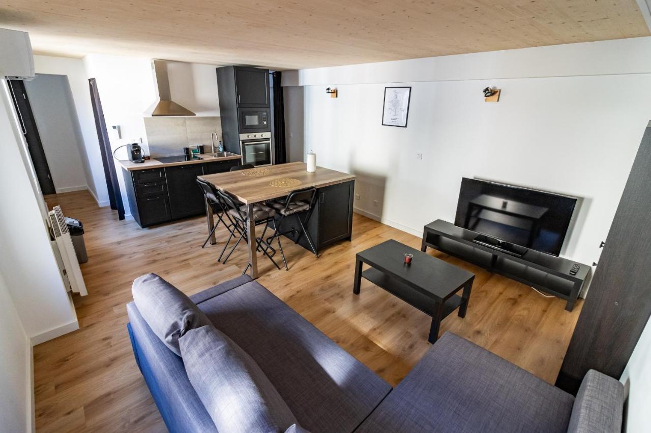 Magnifique Appartement Duplex Climatise De 40M² Nancy Ngoại thất bức ảnh